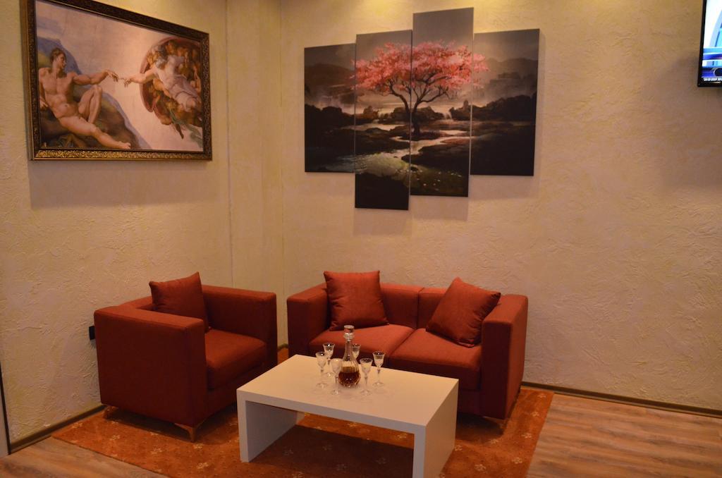 Hotel Mustang Vaqarr Bagian luar foto