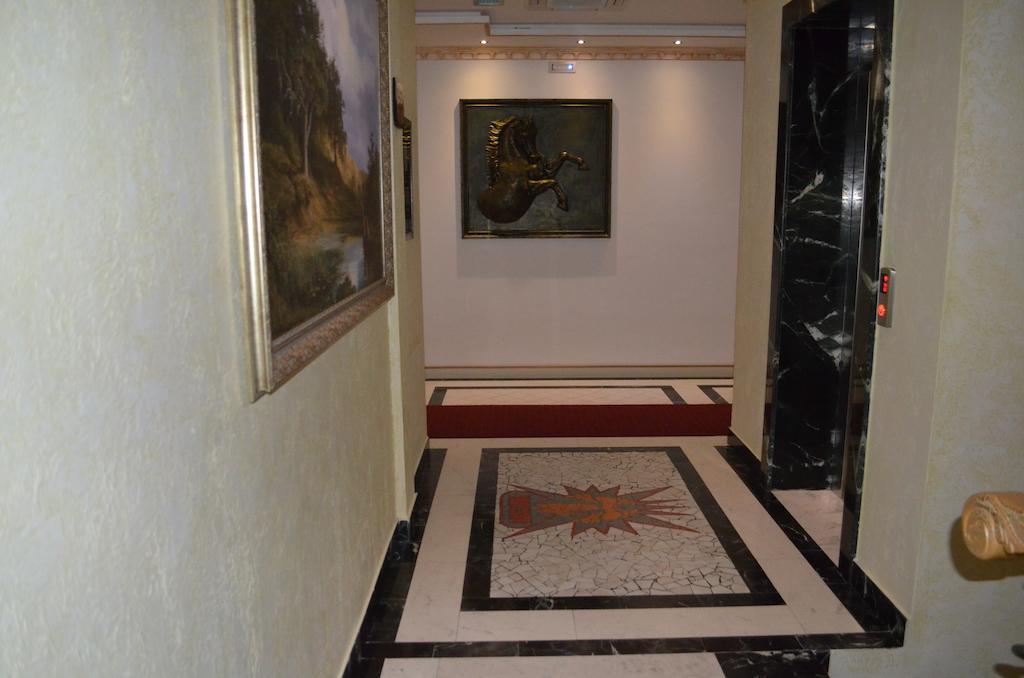 Hotel Mustang Vaqarr Bagian luar foto