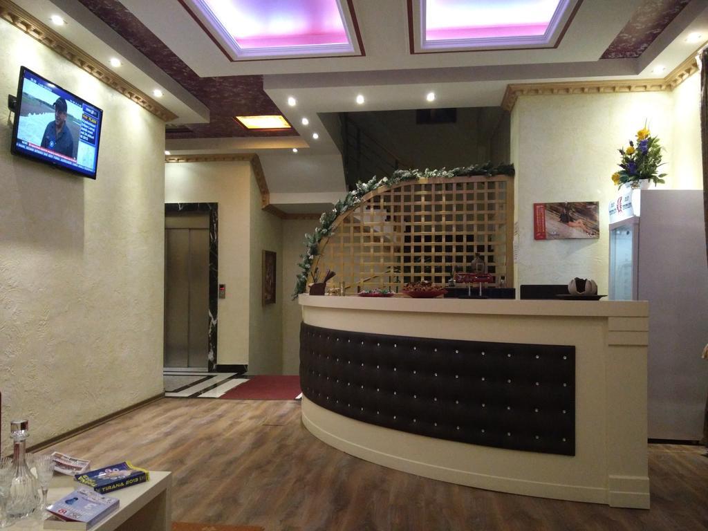 Hotel Mustang Vaqarr Bagian luar foto