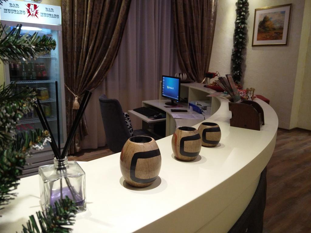 Hotel Mustang Vaqarr Bagian luar foto