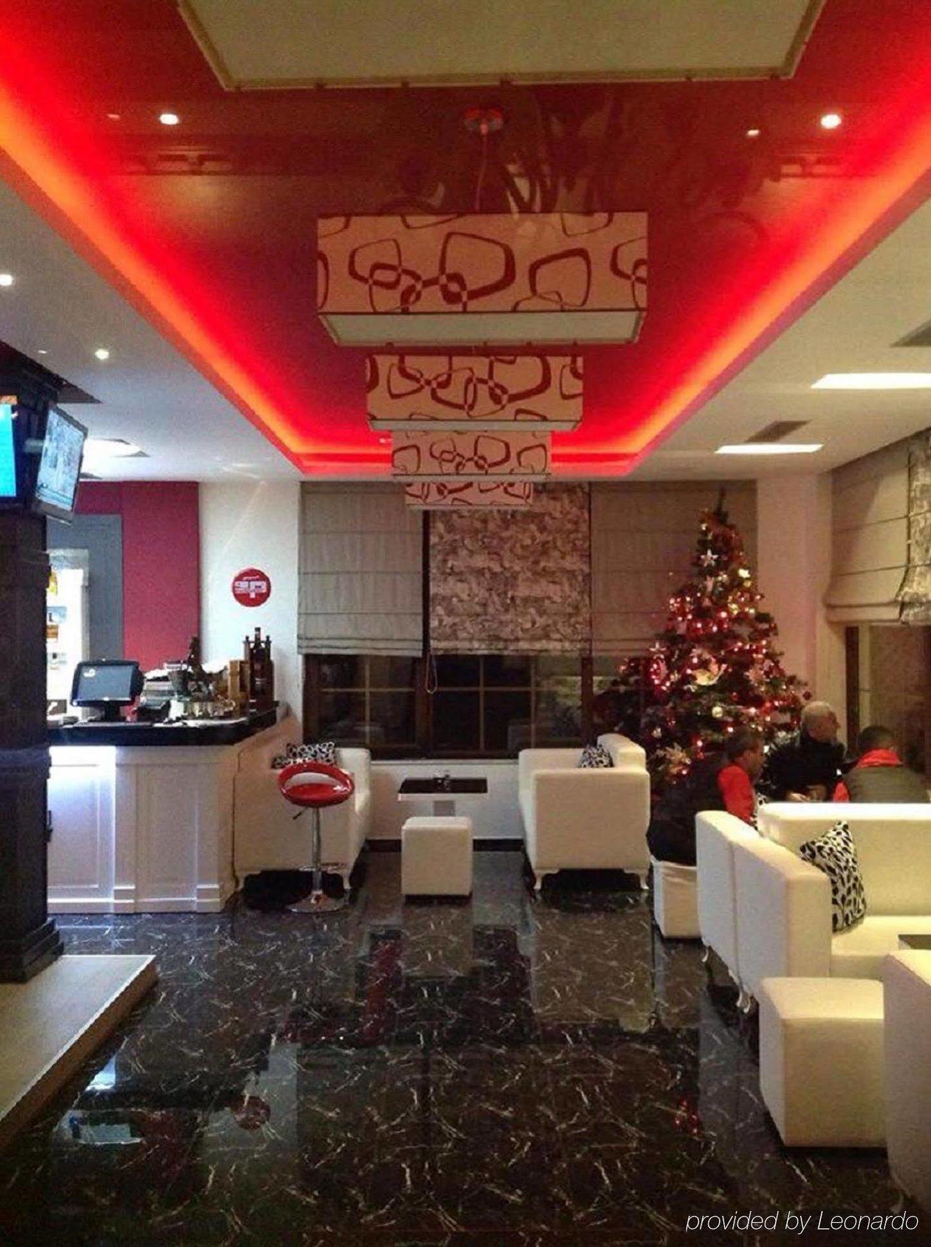 Hotel Mustang Vaqarr Bagian luar foto