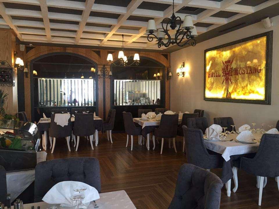 Hotel Mustang Vaqarr Restoran foto